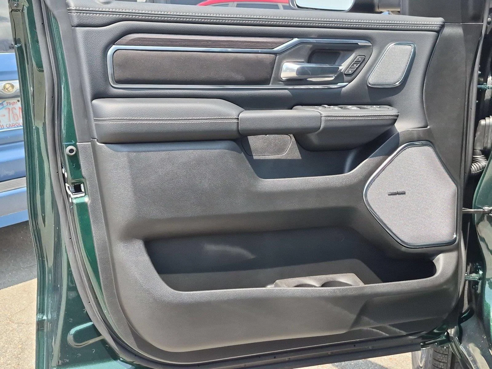 New 2026 Serrano-Green Metallic Exterior Paint RAM Laramie image 15