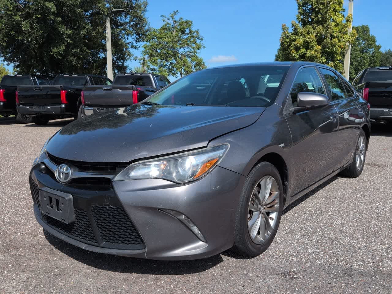Used 2017 Predawn Gray Mica Toyota SE image 2