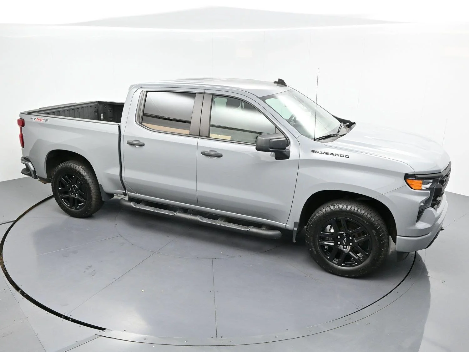 Used 2024 Slate Gray Metallic Chevrolet Custom image 34