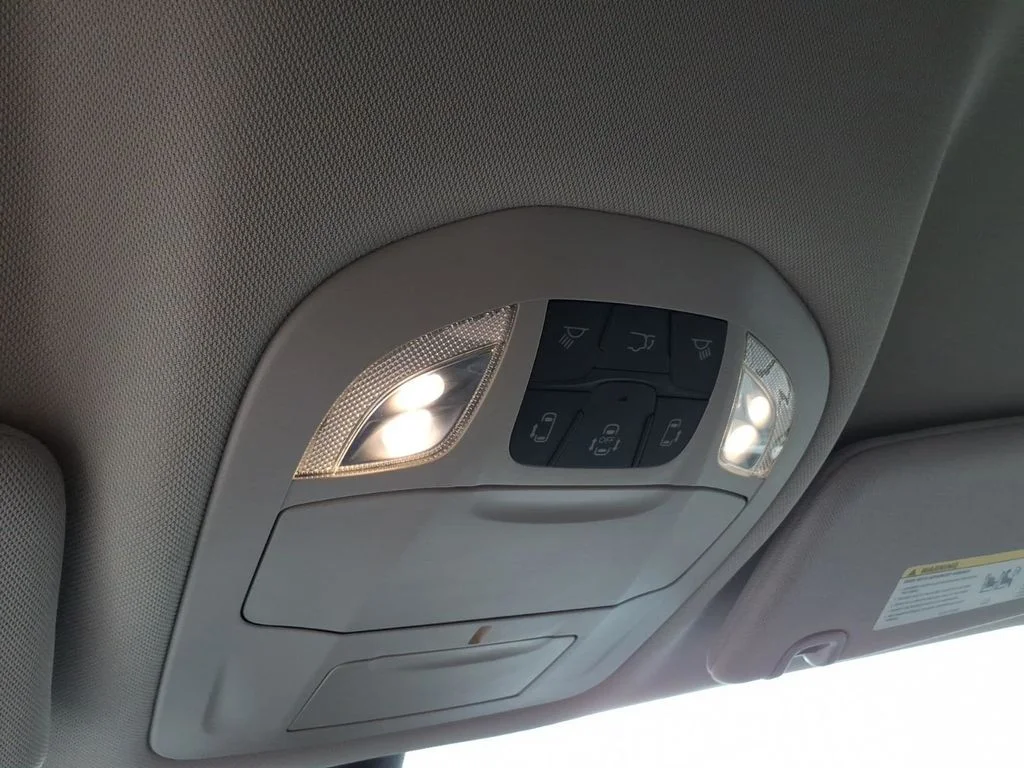 Used 2024 White Chrysler Touring L image 30