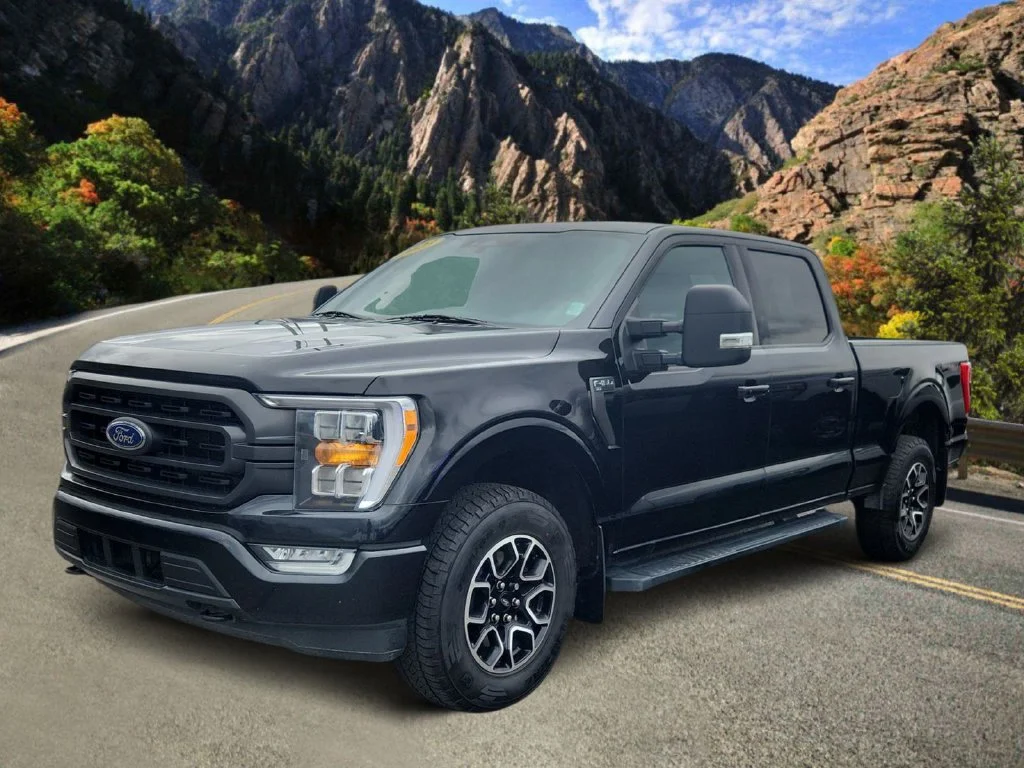 Used 2023 Black Ford XLT image 5
