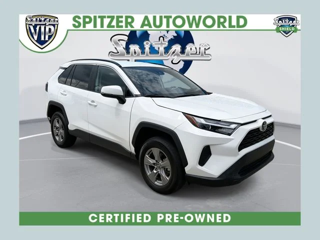 2025 Toyota RAV4 XLE