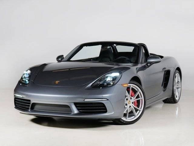 2025 Porsche 718 Boxster S's photo
