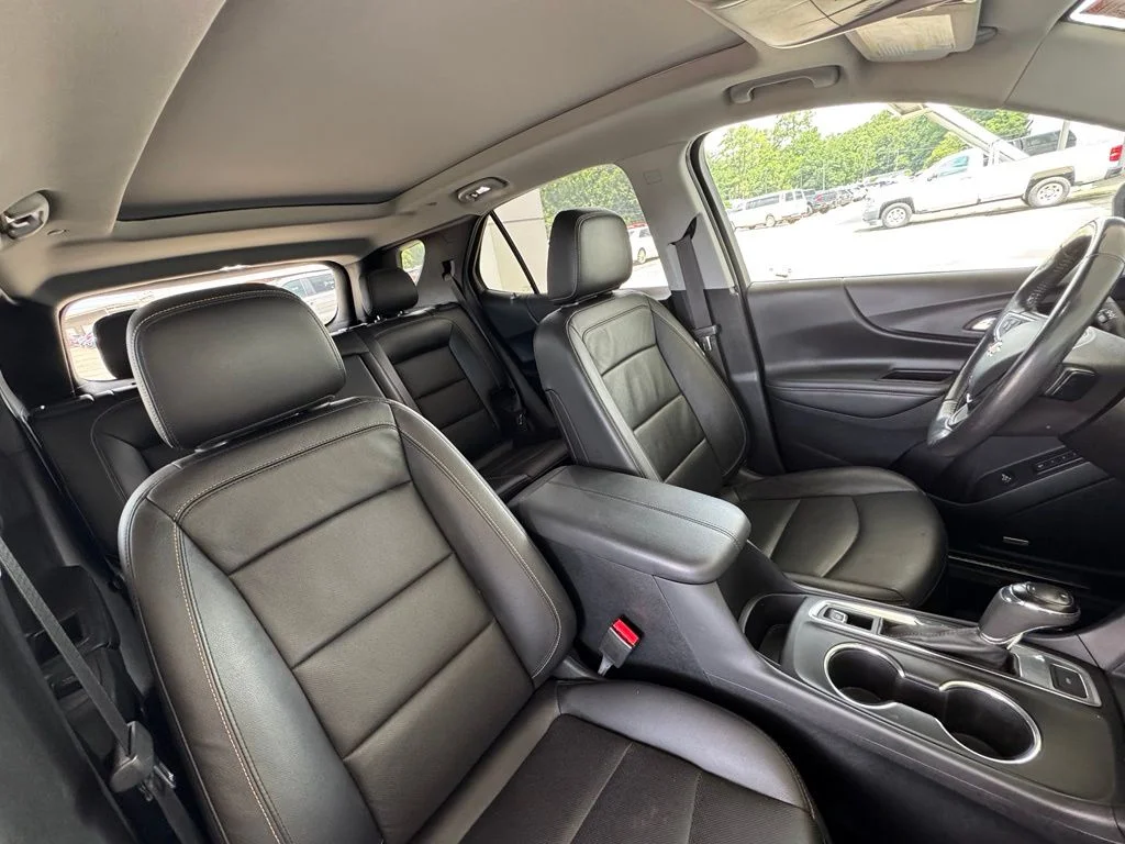 Used 2020 Silver Chevrolet Premier image 18
