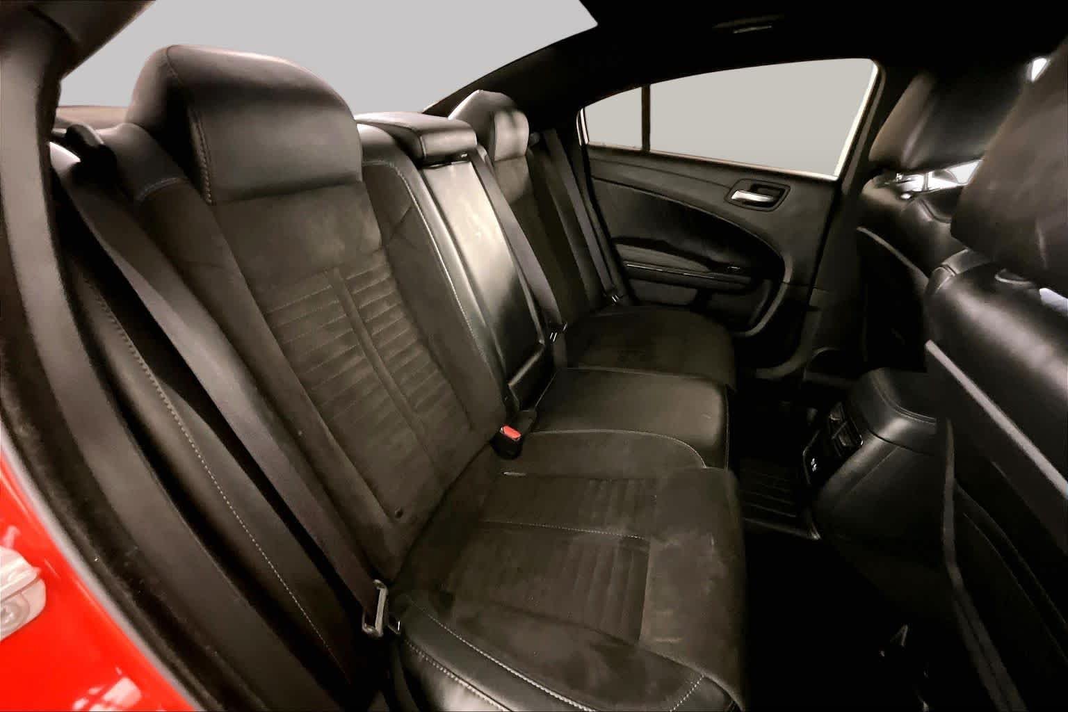 Used 2023 Go Mango Dodge R/T image 19