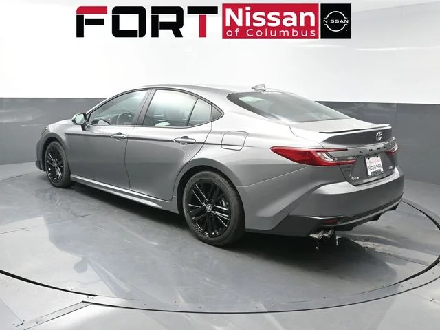 Used 2026  Toyota SE image 5