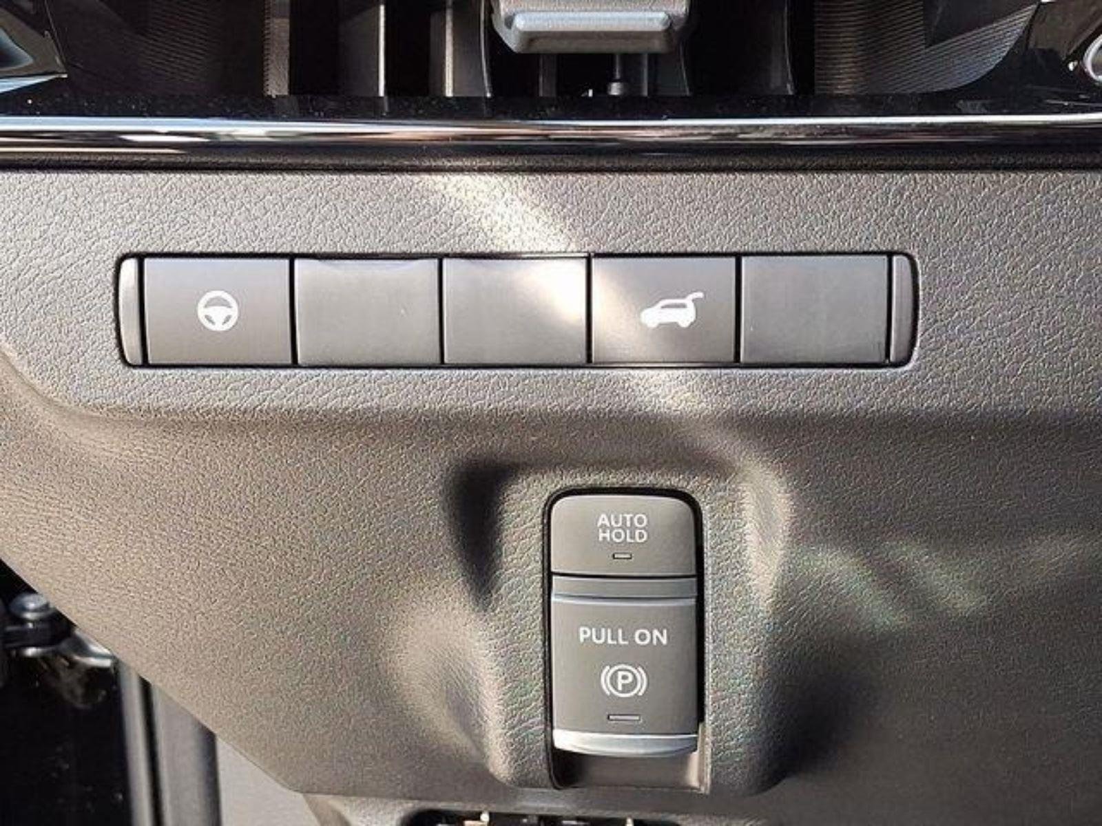 2025 Nissan Murano SV - Photo 16