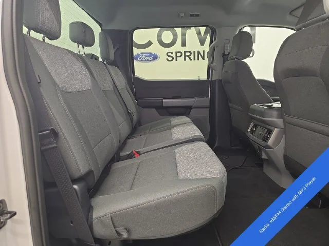New 2027 Oxford White Ford F-350® XLT image 13