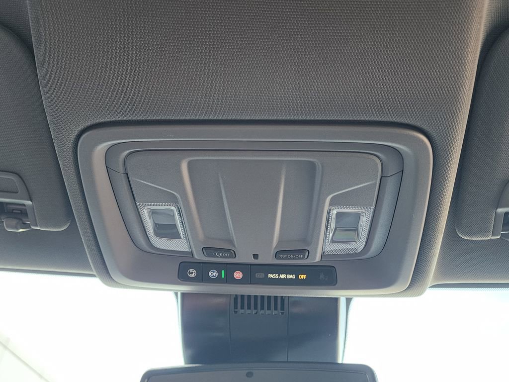 2026 GMC Sierra 1500 SLT - Photo 35