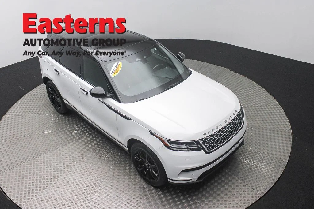 Used 2023 White Land Rover S image 3