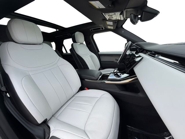 Certified Used 2025 White Land Rover Dynamic SE image 16