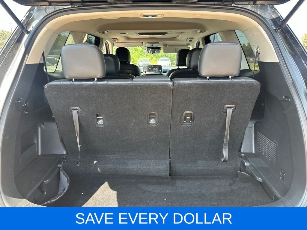 Used 2021 Black Kia S image 16