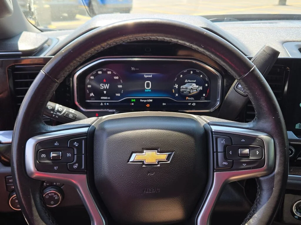 2022 Chevrolet Silverado 1500 LT - Photo 30