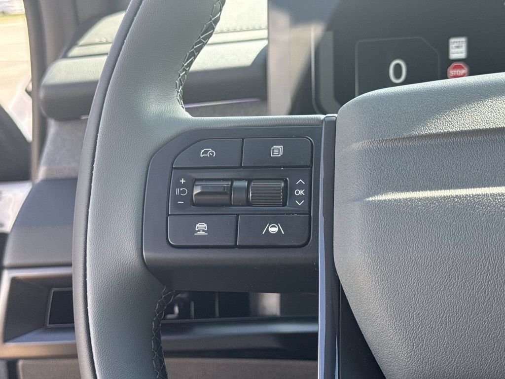 New 2027 Glacial White Pearl Kia X-Line SX image 17