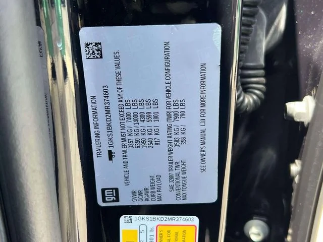 Used 2021 Blue GMC SLT image 26