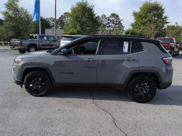 Used 2024 Gray Jeep Latitude image 6