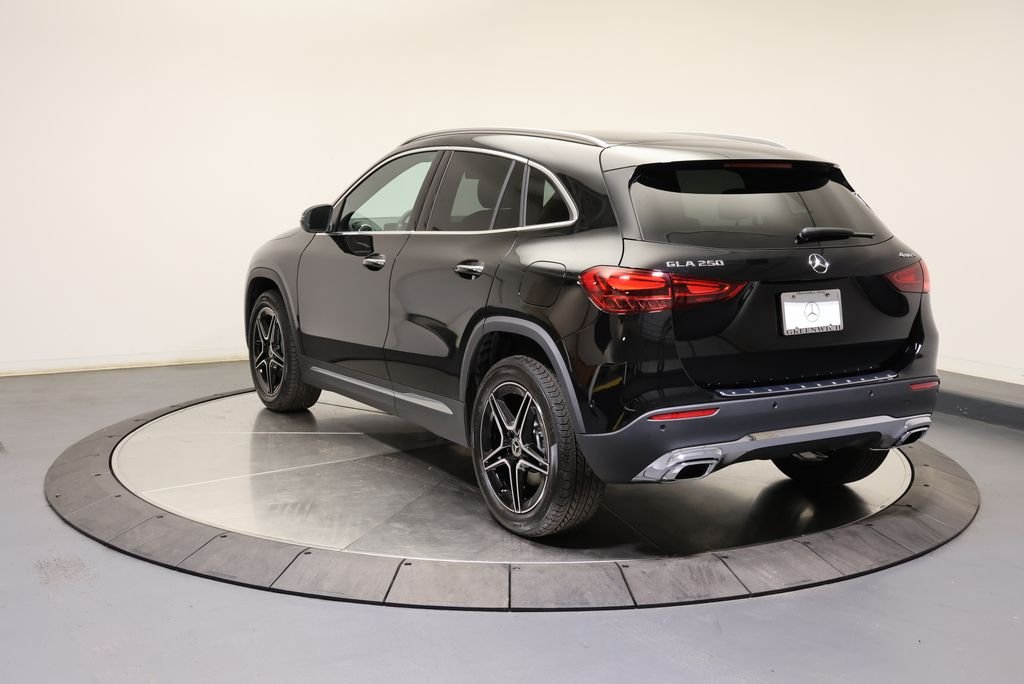 New 2026 Night Black Mercedes-Benz GLA 250 image 5