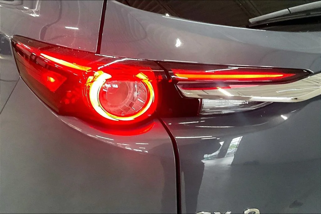 Used 2023 Gray Mazda Carbon Edition image 31