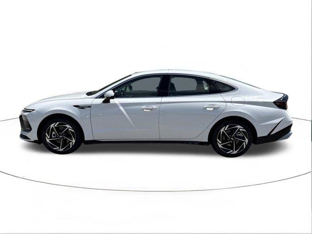 New 2026 Serenity White Hyundai SEL Sport image 6