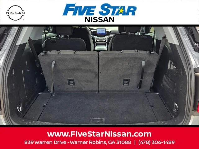 Used 2023 Silver Ford XLT image 12