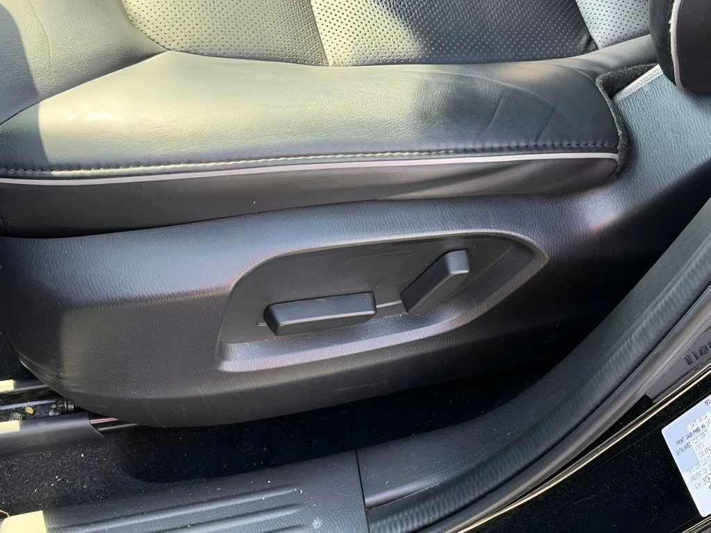 Used 2024 Jet Black Mica Mazda 2.5 S Select Package image 19