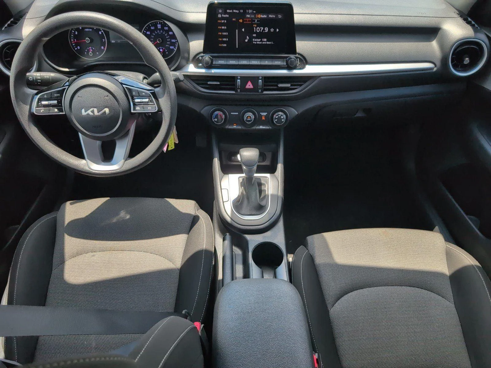 Used 2024 Currant Red Kia LXS image 33