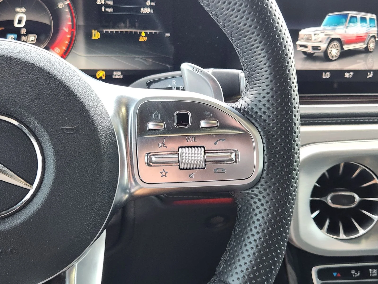 Used 2021  Mercedes-Benz G 63 AMG® image 31