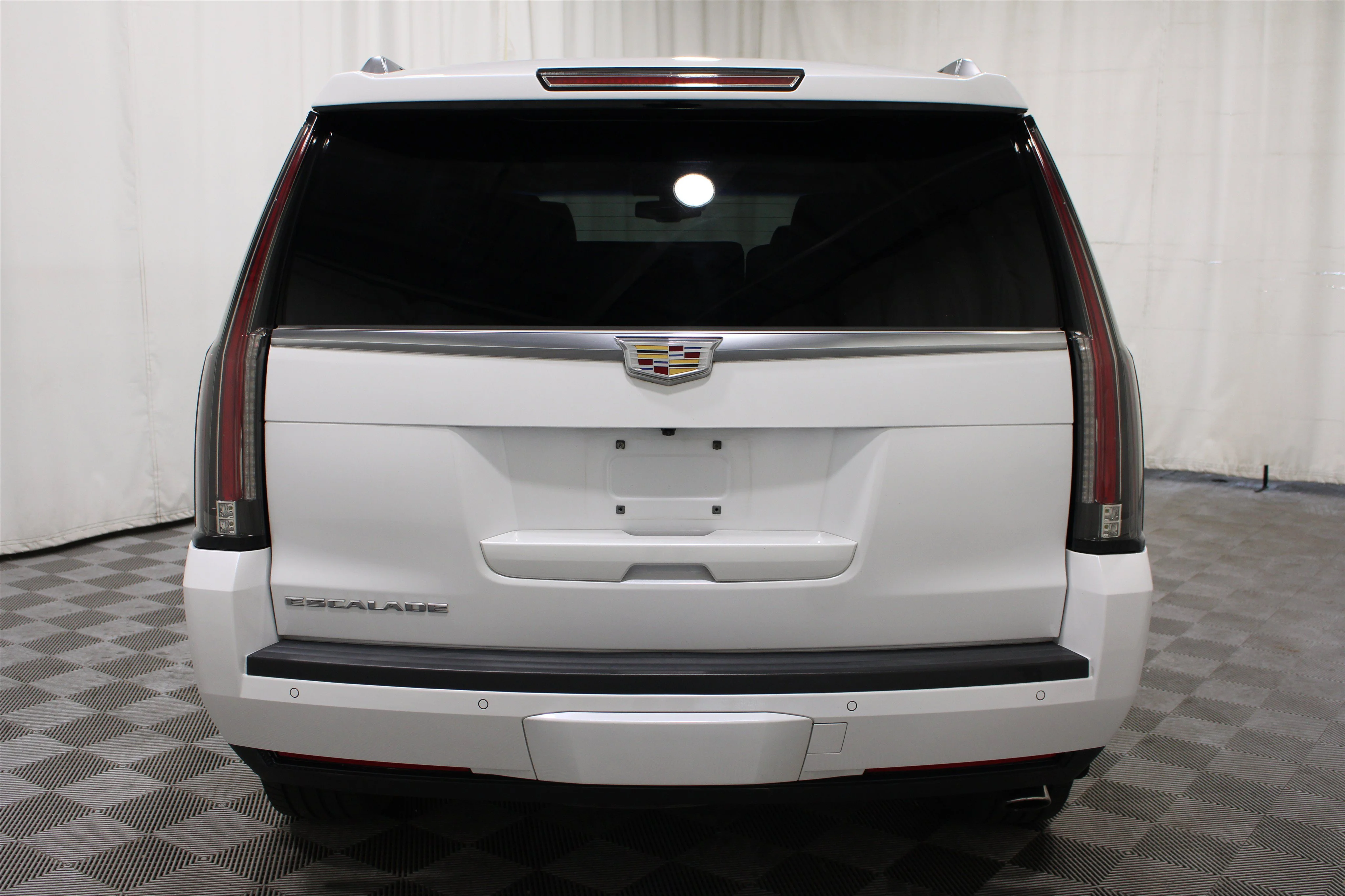 2016 Cadillac Escalade Luxury - Photo 32