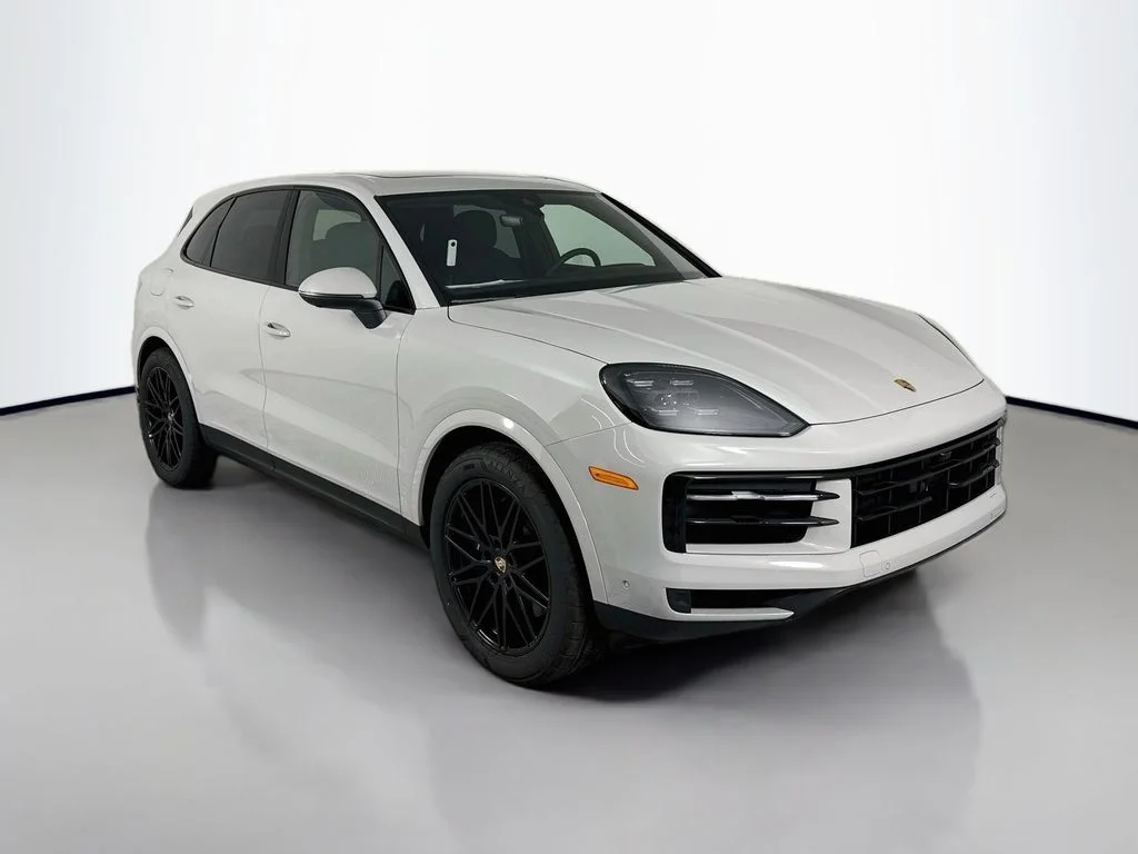 Certified Used 2025  Porsche  image 7