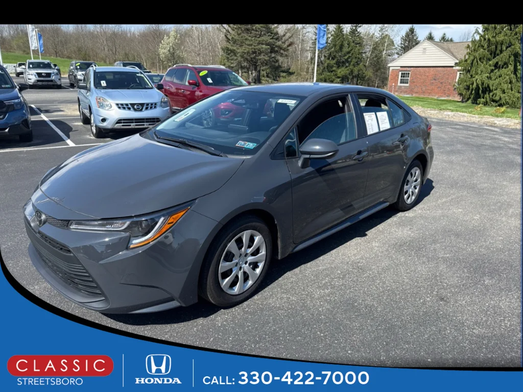 2025 Toyota Corolla LE