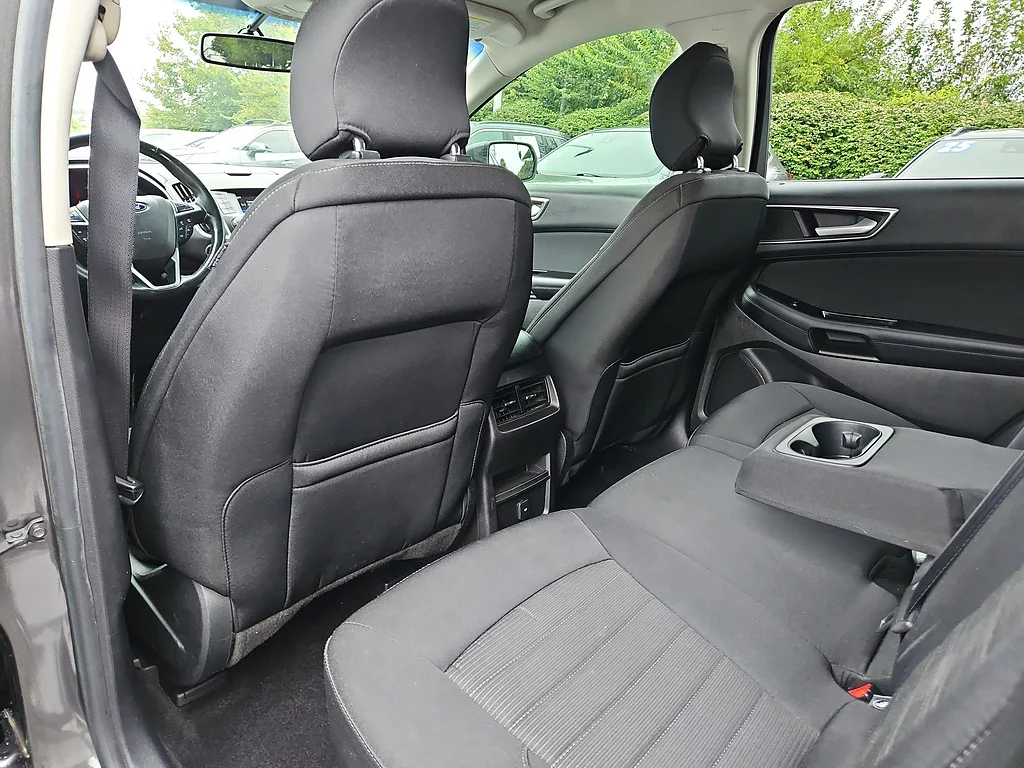 Used 2017 Magnetic Ford SEL image 14