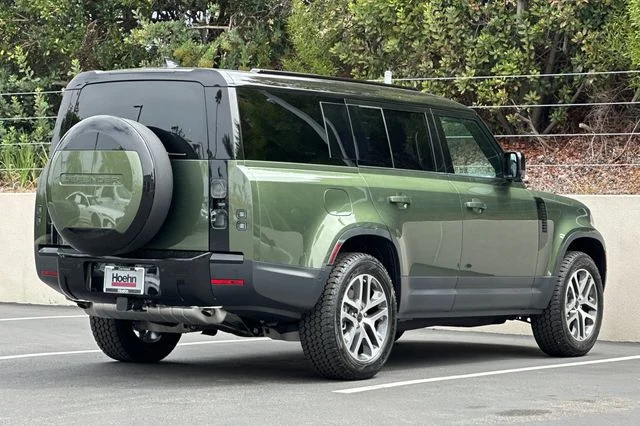 New 2026 Woolstone Green Land Rover S image 5