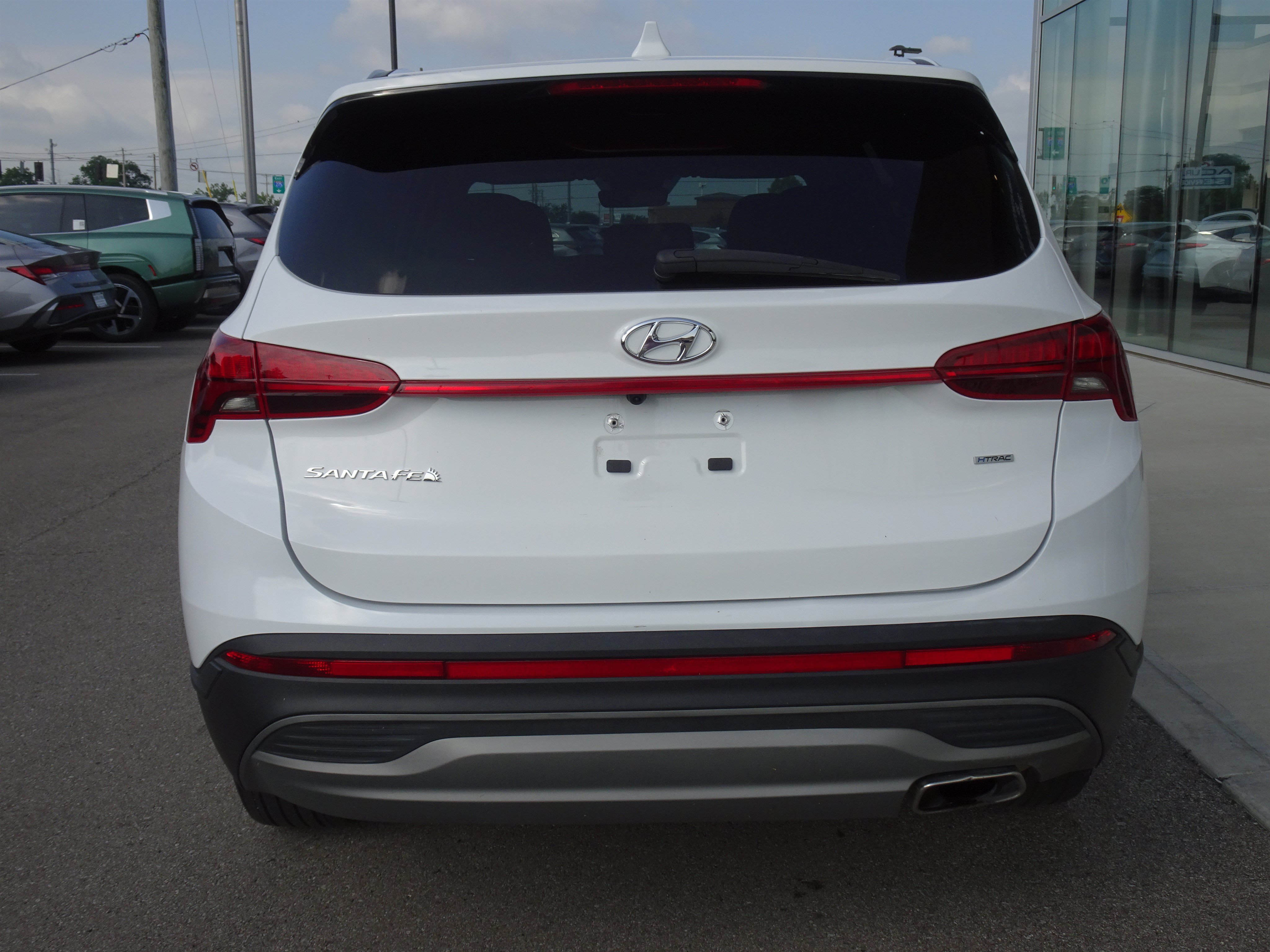 Used 2023 Serenity White Pearl Hyundai SE image 4