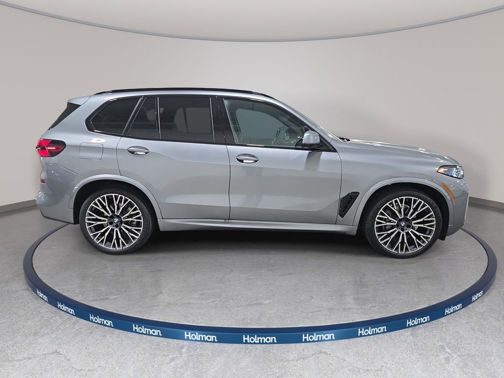 Used 2026 Skyscraper Grey Metallic BMW xDrive40i image 6