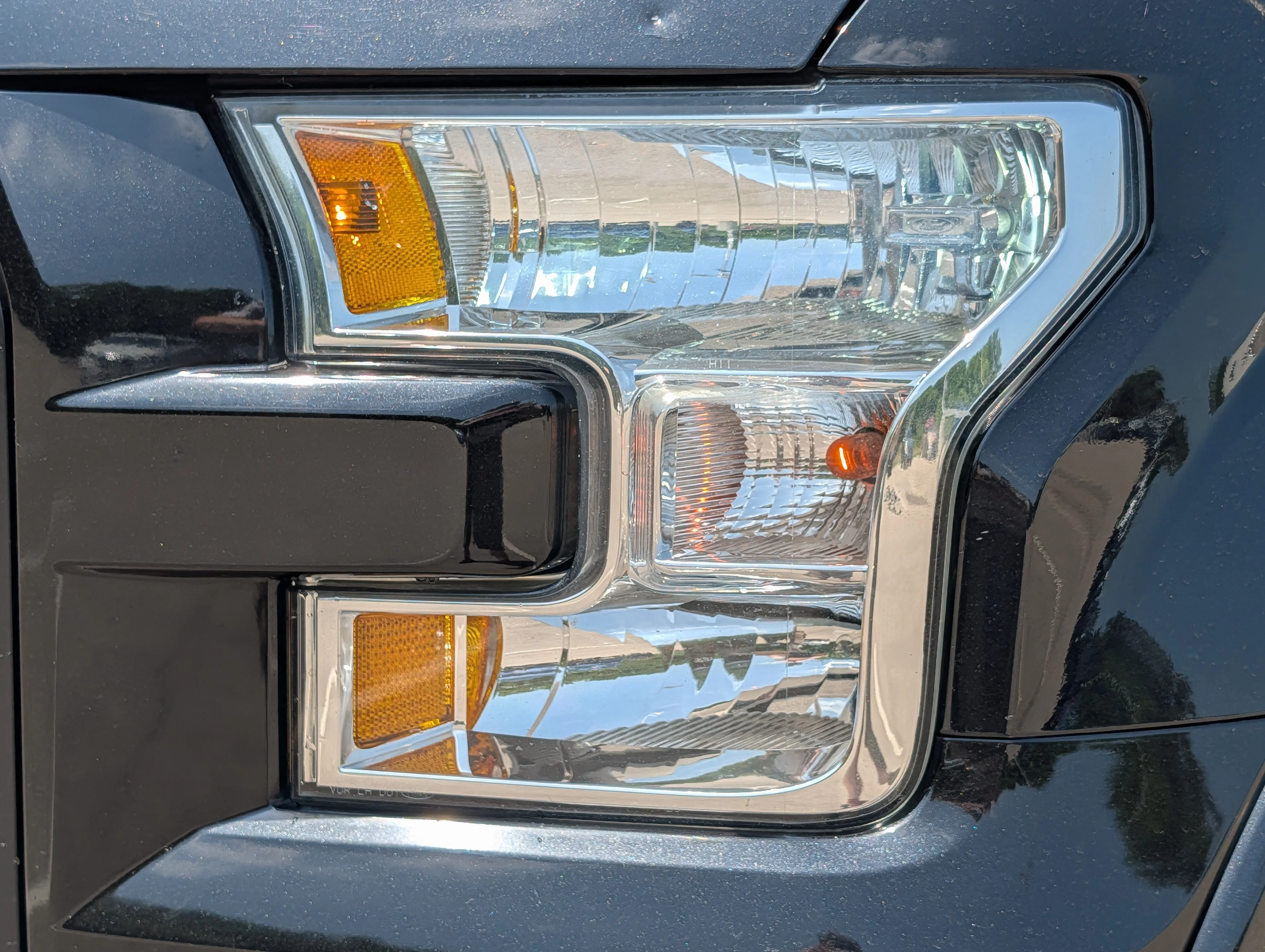 Used 2015 Tuxedo Black Metallic Ford XLT image 16