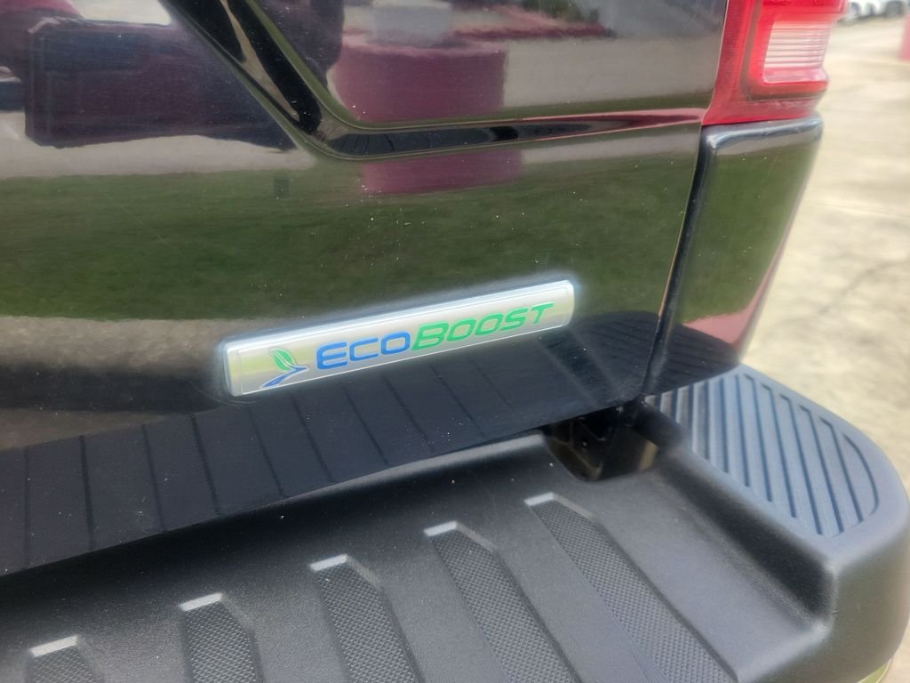 Used 2019 Black Ford XLT image 11