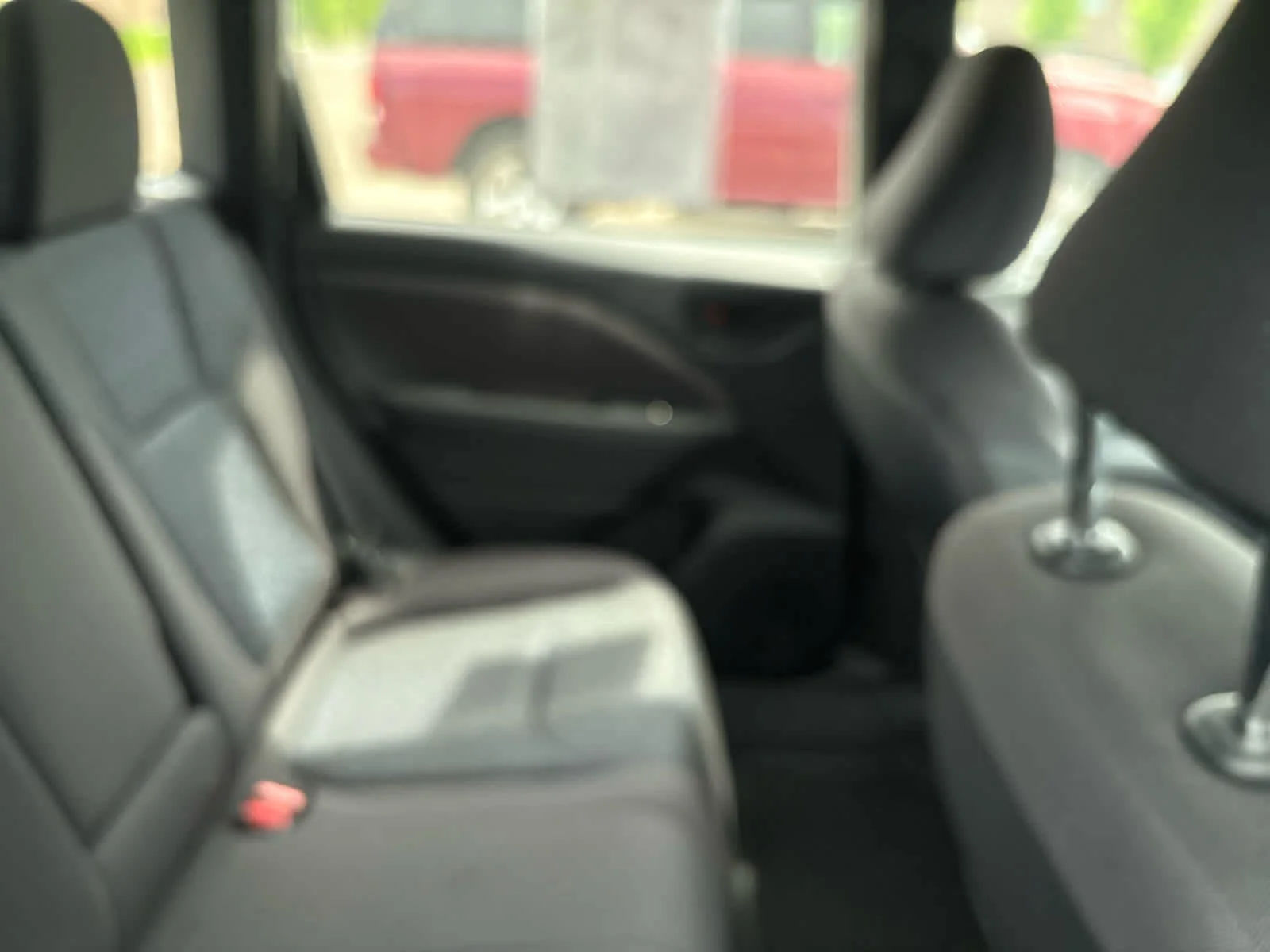 Used 2025 Crystal White Pearl Subaru Premium image 8