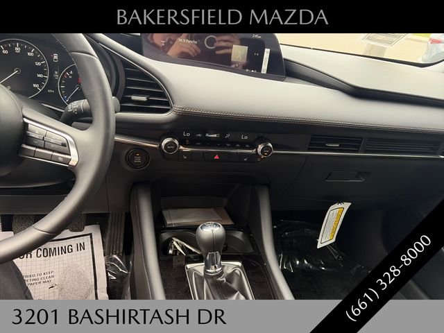 2026 Mazda Mazda3 Premium - Photo 11