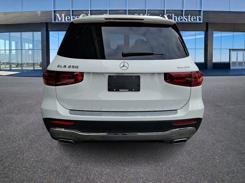 Certified Used 2025 White Mercedes-Benz GLB 250 image 5