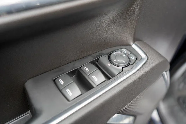 Used 2023 Gray Chevrolet LT image 17