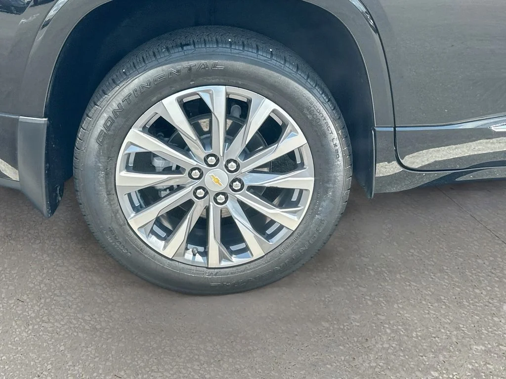 Used 2023 Black Chevrolet Premier image 34
