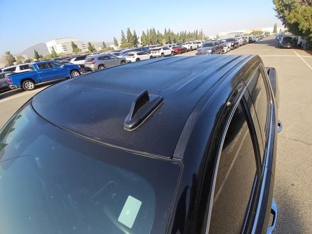Used 2023 Black GMC Denali image 5