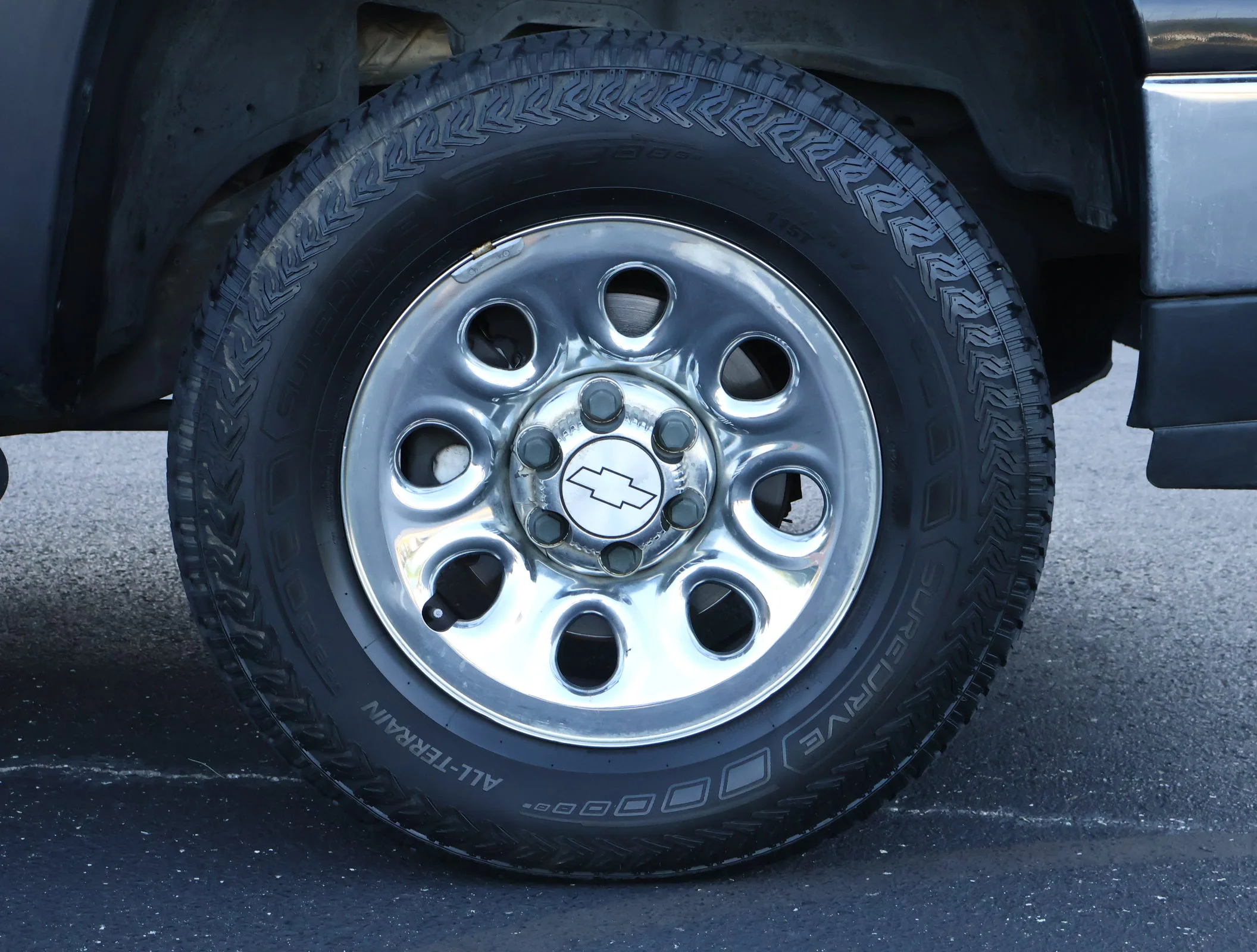 Used 2007 Black Chevrolet LS image 16