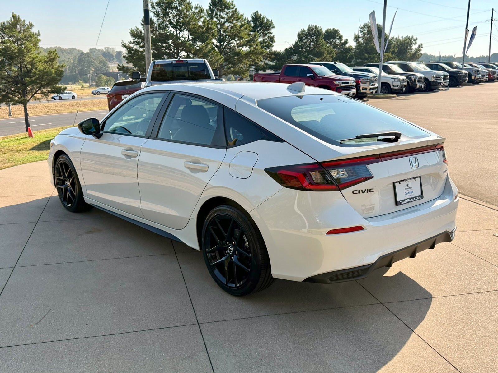 Certified Used 2026 Platinum White Pearl Honda Sport image 4