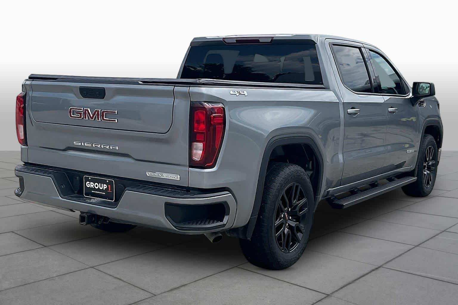 Used 2024 Sterling Metallic GMC Elevation image 13