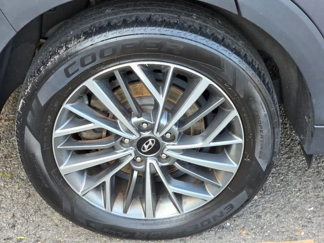 Used 2019 Gray Hyundai SEL image 12