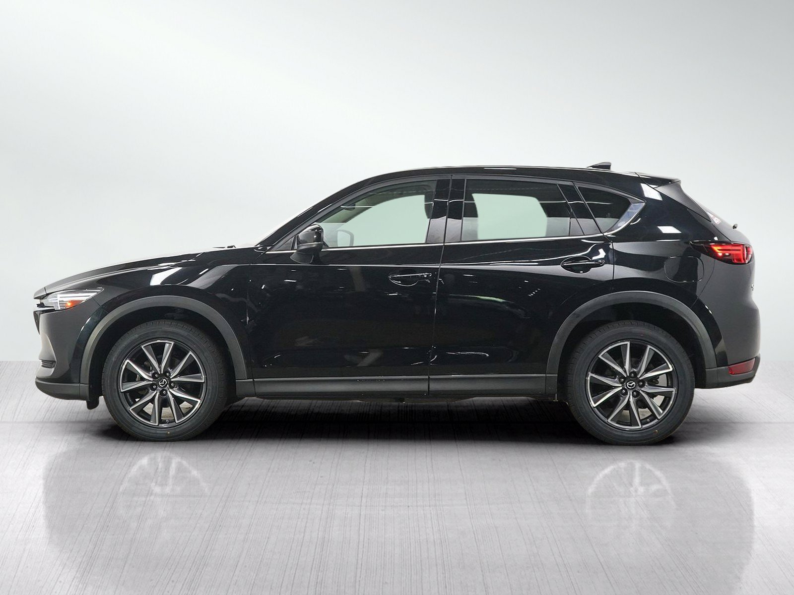 Used 2018 Mazda CX-5 Grand Touring with VIN JM3KFBDM4J0361935 for sale in South Saint Paul, Minnesota