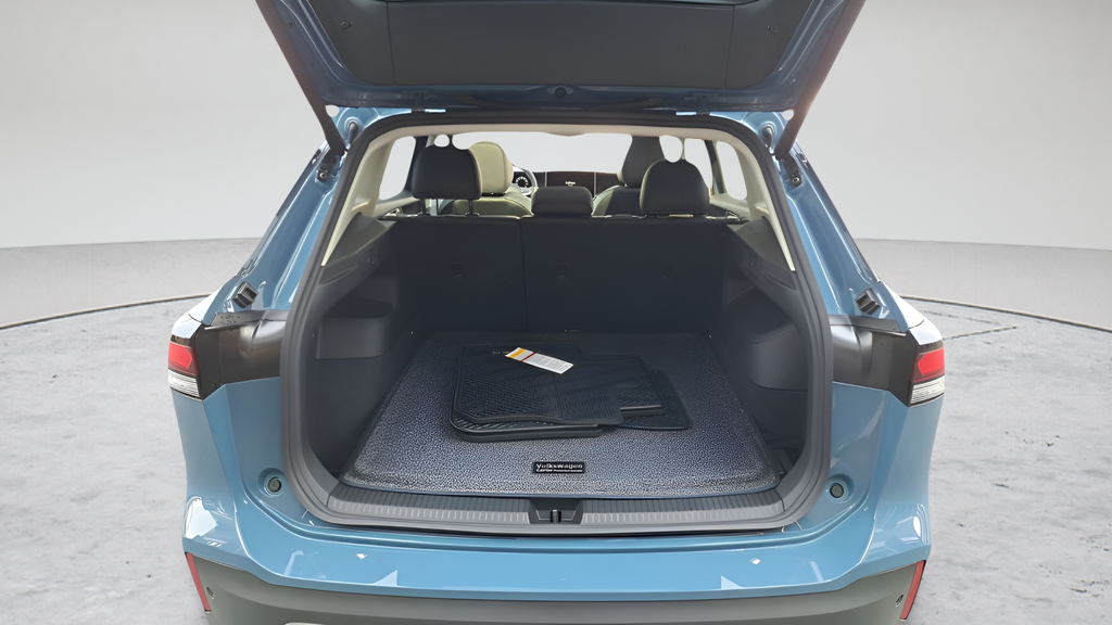 2025 Volkswagen Tiguan SE - Photo 34