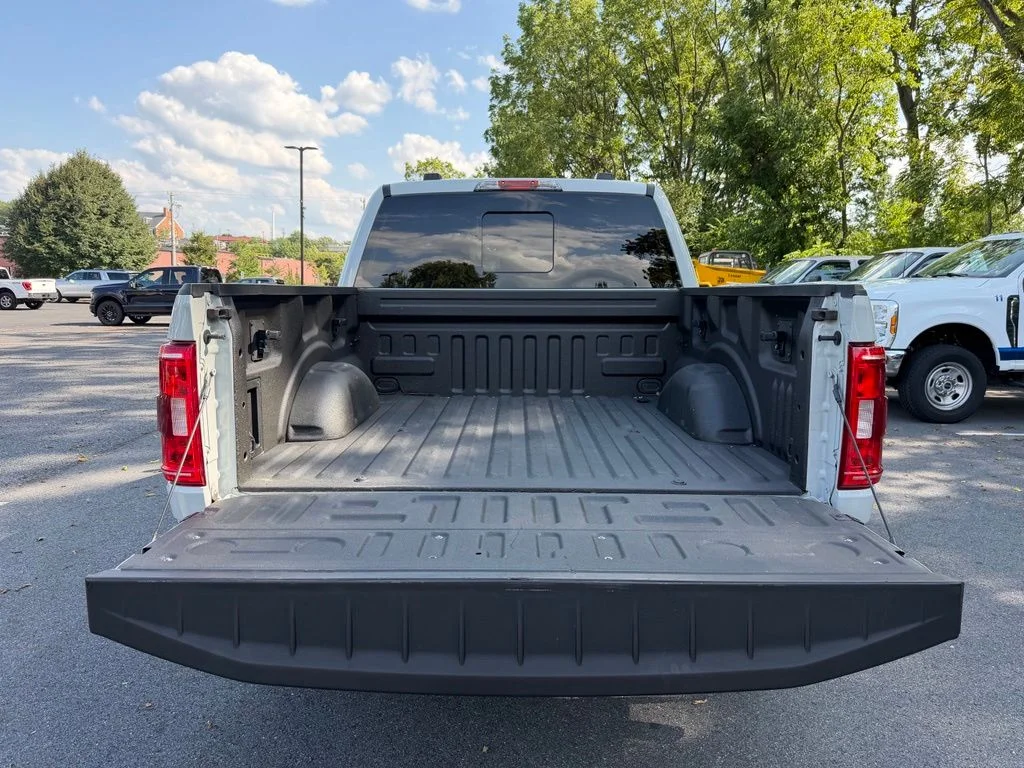Used 2023 White Ford XLT image 21