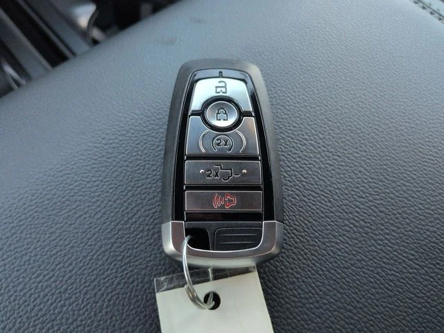 New 2026 Iconic Silver Metallic Ford Lariat® image 29